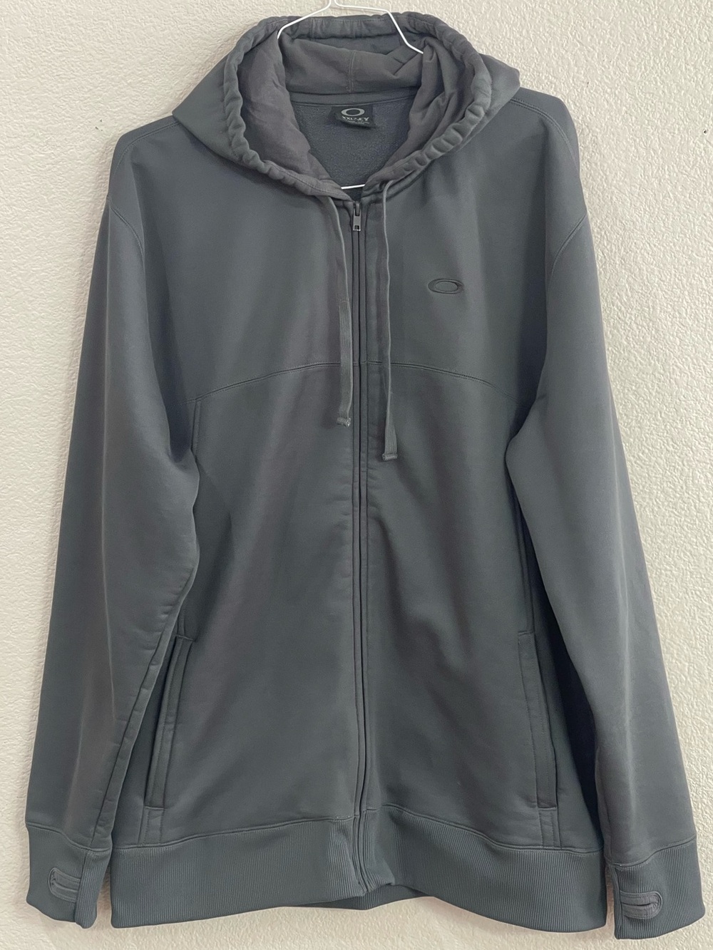 Oakley Men’s  Gray Full-Zip Hoodie 
Size XXL